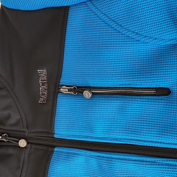 Pacific Trail Blue Black Textured Active Jacket. Size M - Picture 3 of 9